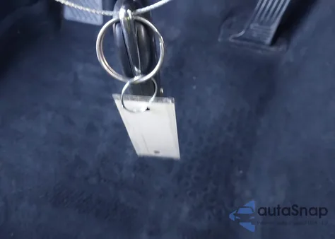 2020 Toyota Camry Le z USA, uszkodzony, nr VIN 4T1C11AK4LU511459